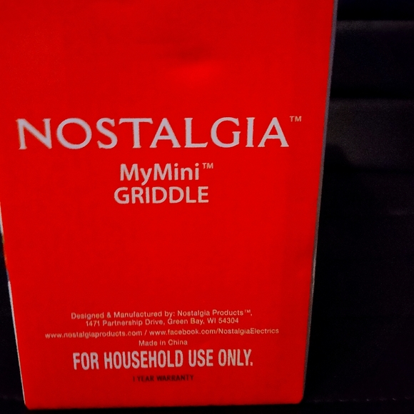 Nostalgia MyMini Griddle, 5 inch, Red - Picture 2 of 4